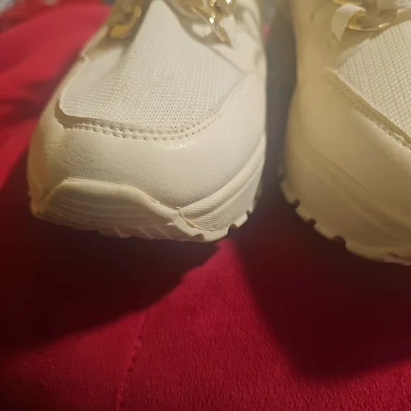 Shoedazzle Womens Sz 8.5 Lacricia Chunky Sole Modern Sneakers Bone  Gold Accents - Picture 4 of 12